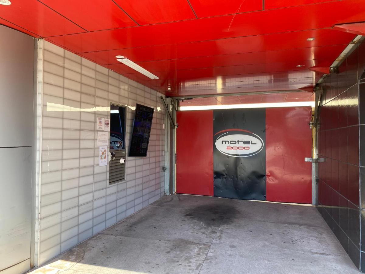 Motel 2000 Γκουαρούλιος Εξωτερικό φωτογραφία