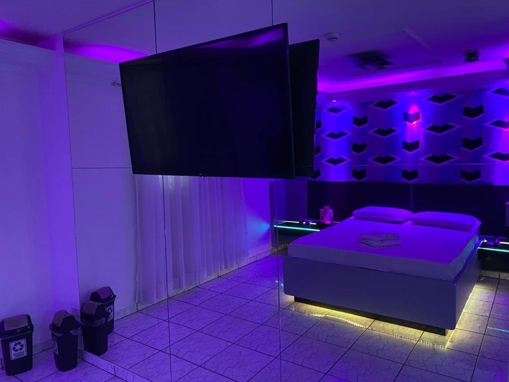 Motel 2000 Γκουαρούλιος Δωμάτιο φωτογραφία