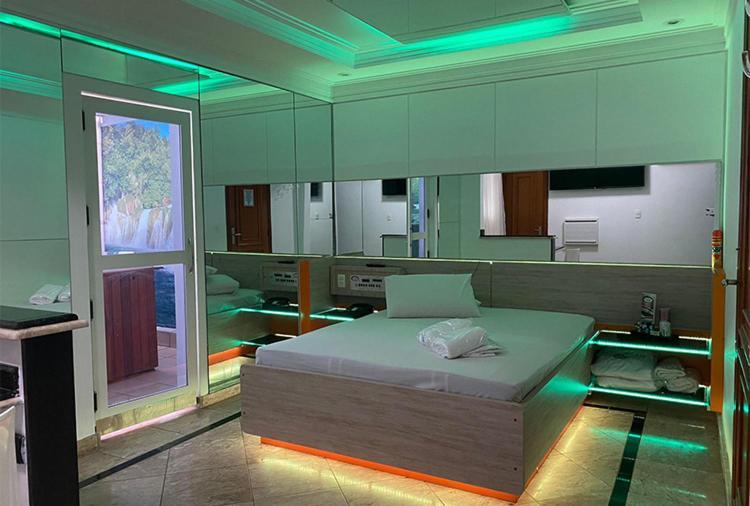 Motel 2000 Γκουαρούλιος Δωμάτιο φωτογραφία