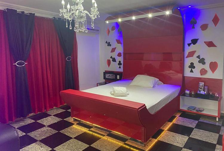 Motel 2000 Γκουαρούλιος Δωμάτιο φωτογραφία