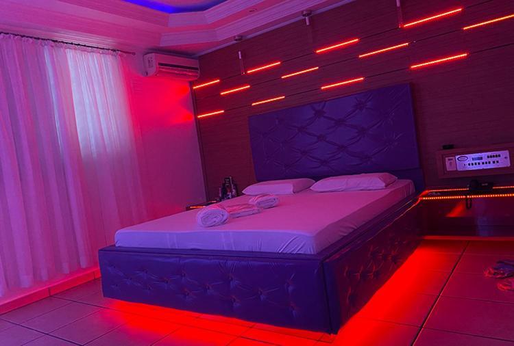 Motel 2000 Γκουαρούλιος Δωμάτιο φωτογραφία