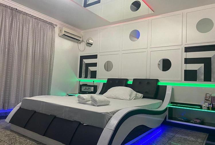 Motel 2000 Γκουαρούλιος Δωμάτιο φωτογραφία