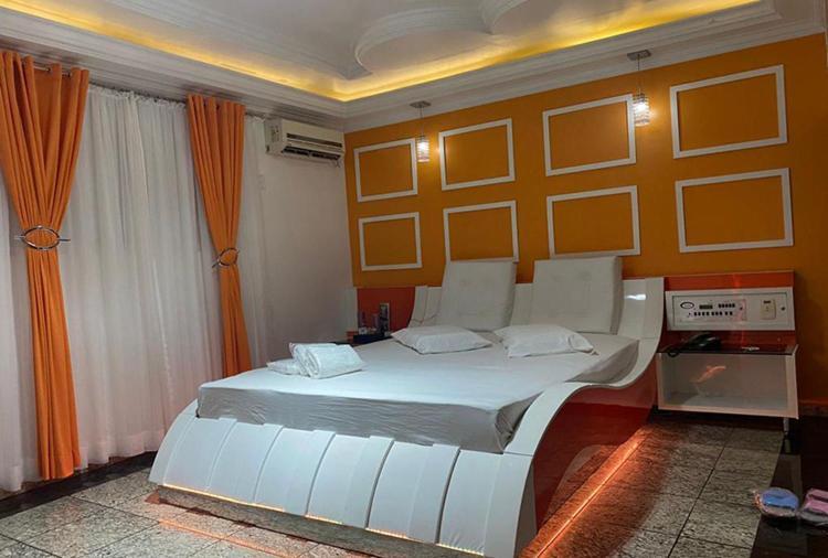 Motel 2000 Γκουαρούλιος Δωμάτιο φωτογραφία